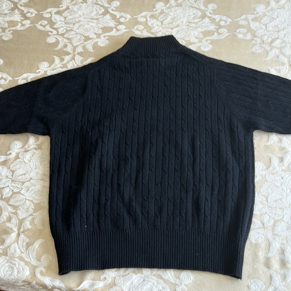 Black medium women's cashmere short sleeve sweater
